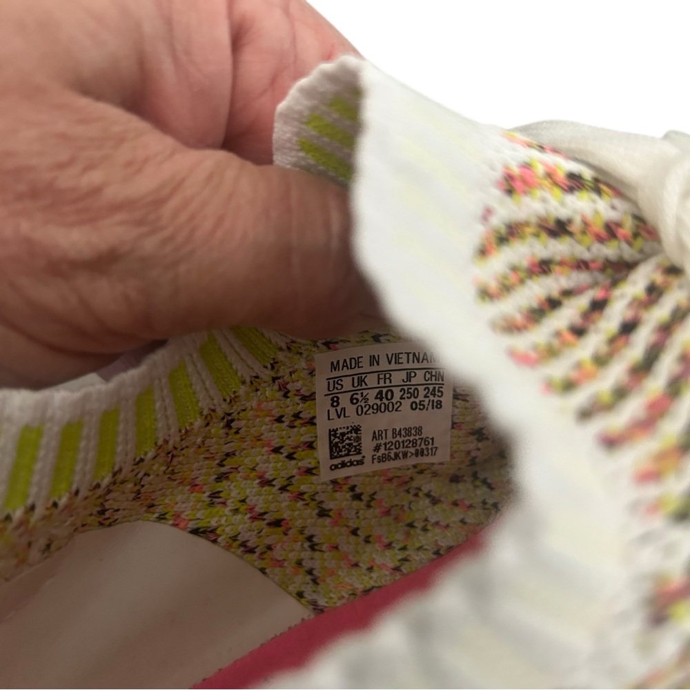 Adidas Women’s NMD R1 Primeknit B43838 White Multicolor Sneakers Size 8 - Picture 13 of 13